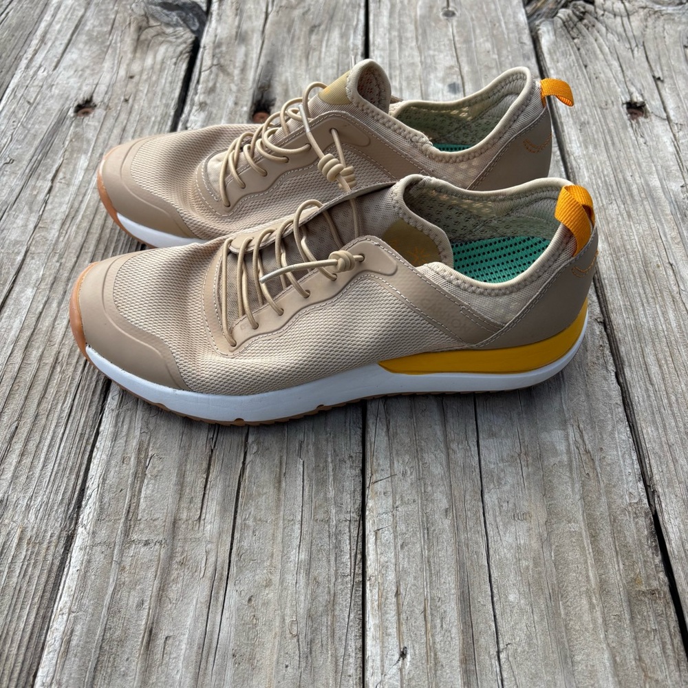 Unisex Beige water hiking shoes breathable Sneakers M6.5/W9 - Picture 2 of 8